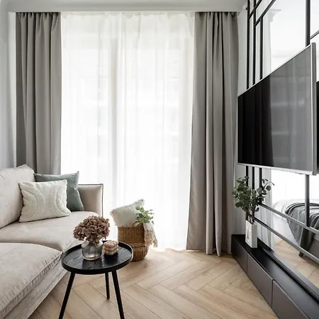 #1 Olive Center Free Garage